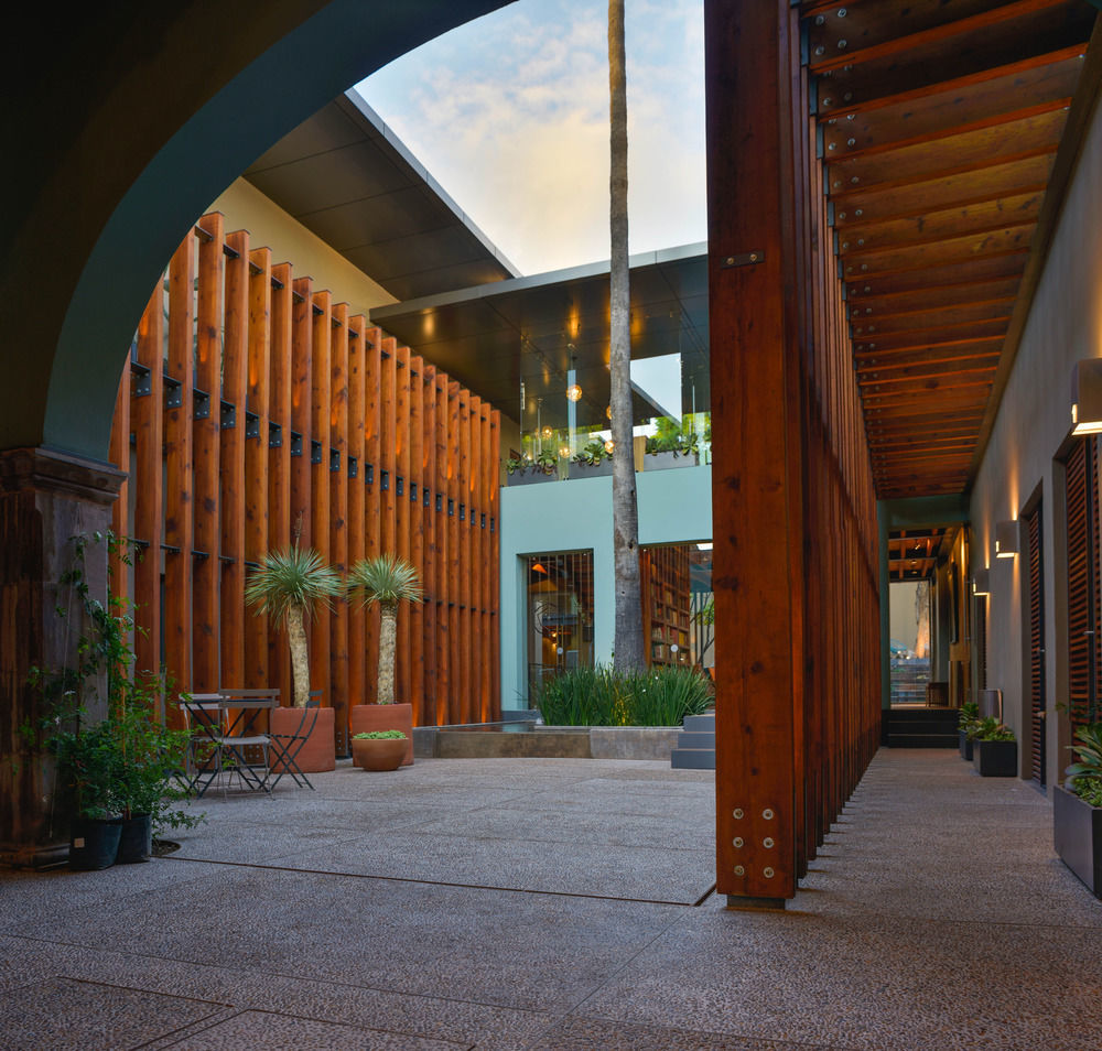 Hotel Criol Querétaro Екстериор снимка Interior of the hotel
